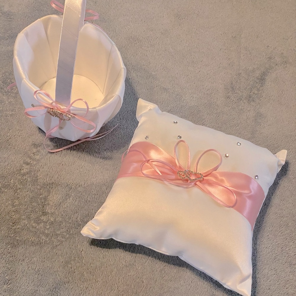 Flower girl basket and ring bearer pillow set